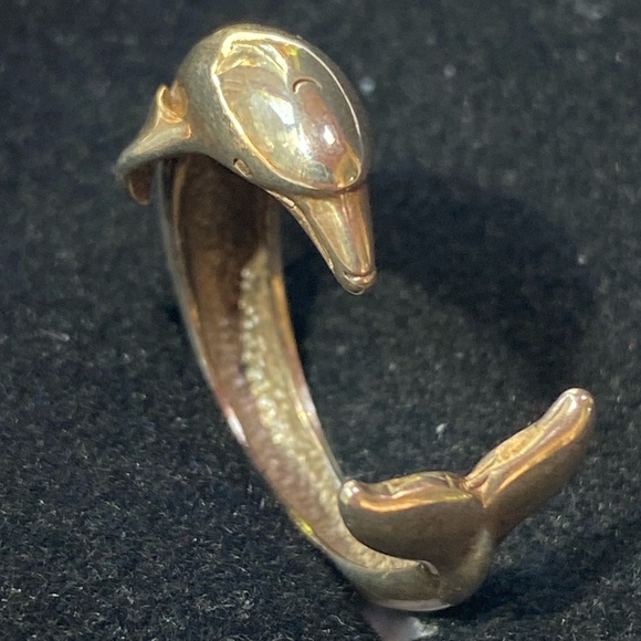 Sterling silver dolphin ring - Picture 1 of 7